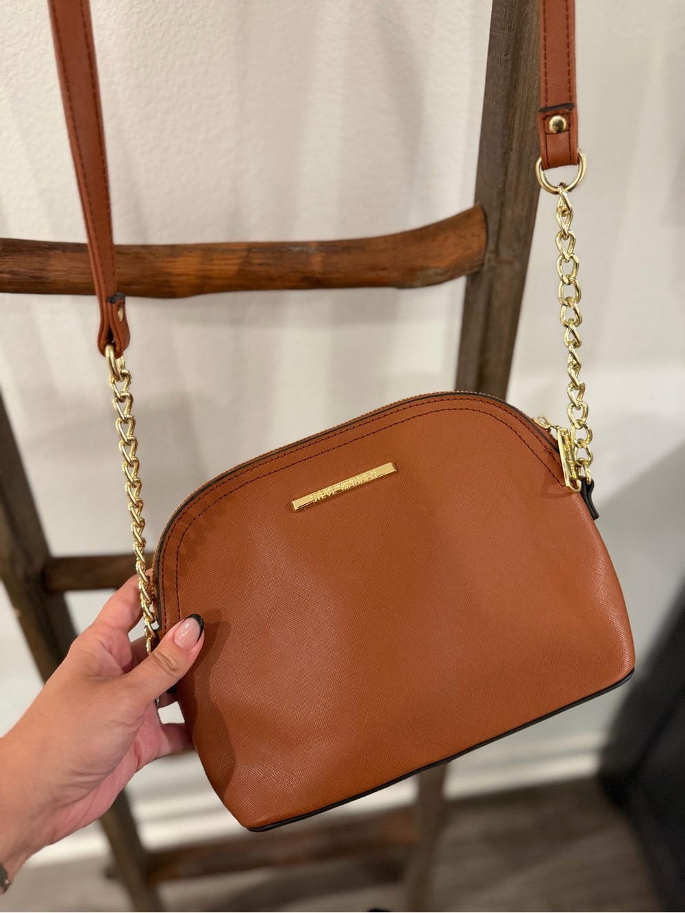 Steve Madden Tan Brown Crossbody with Gold Chain